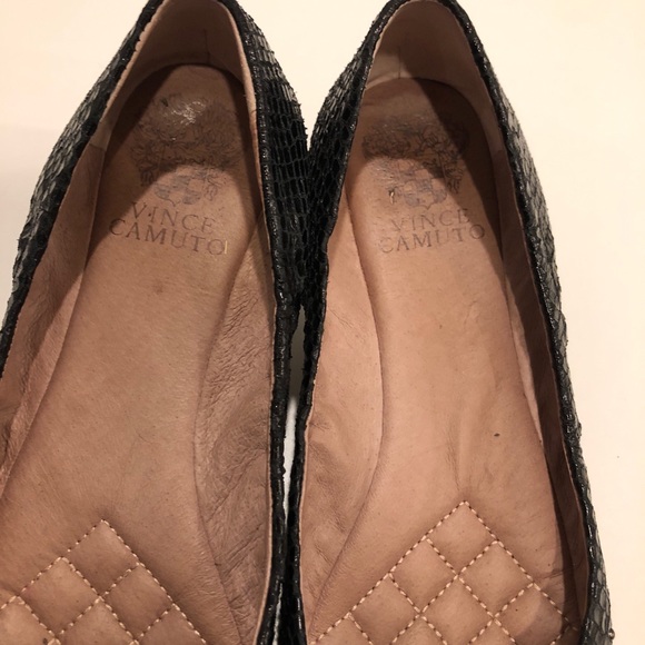 Vince Camuto Flats - Picture 3 of 6